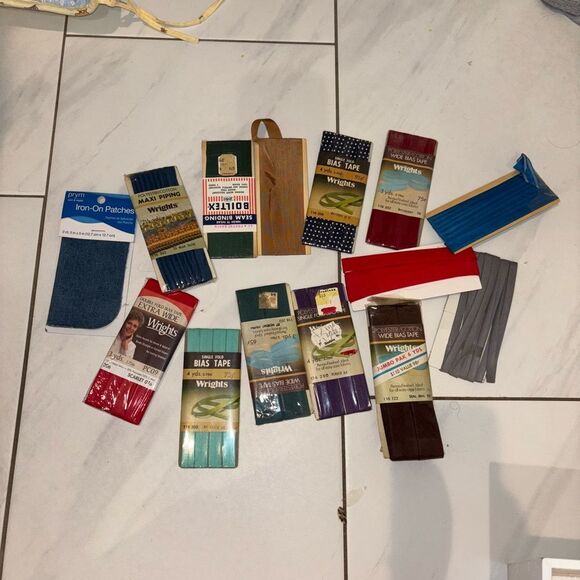 Huge Vintage Hem/Bias tape/Binding Bundle - Picture 15 of 15